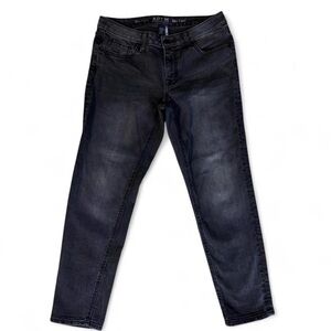 Apt. 9 Essential Slim Capri Jeans - Black Wash - Size 6